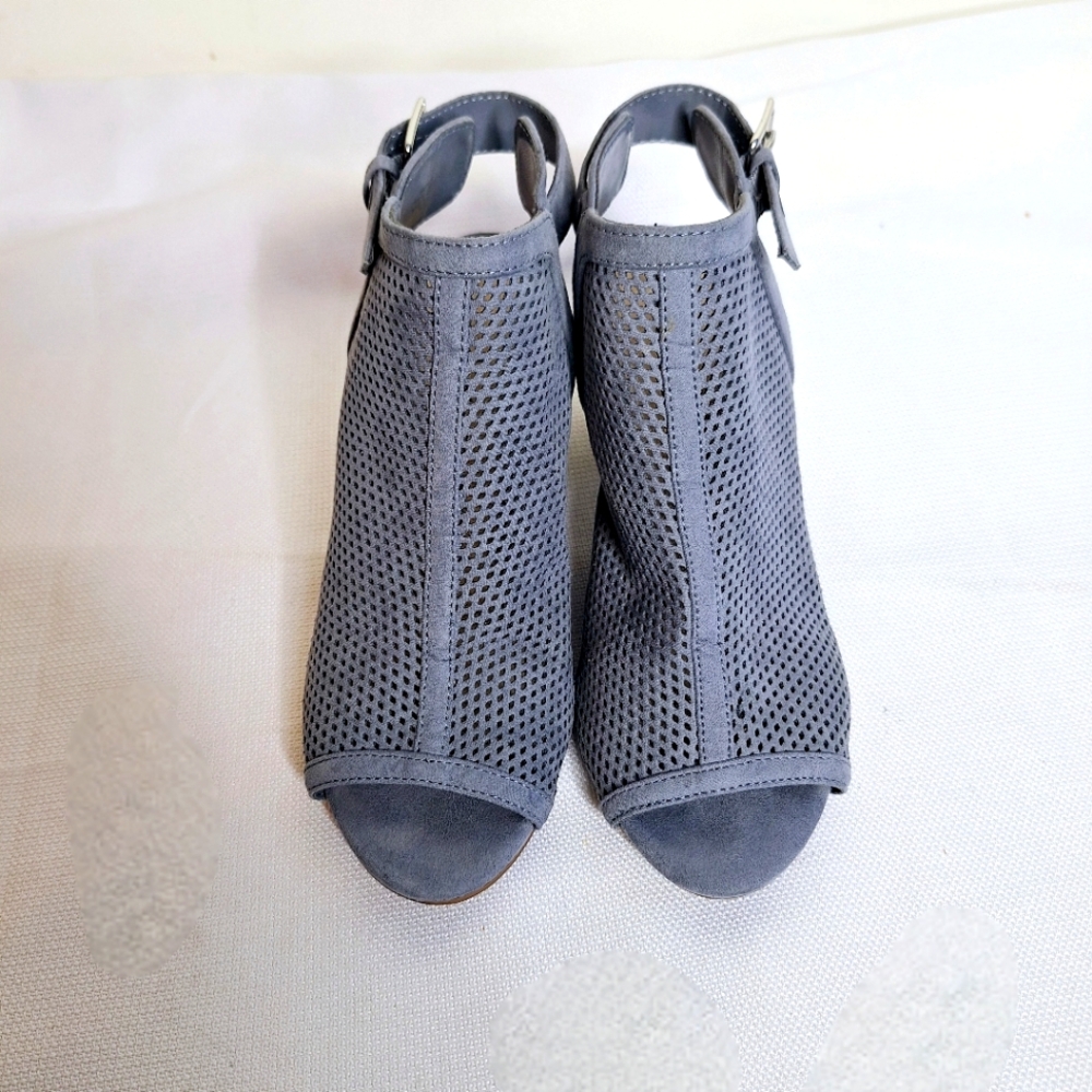 Unisa brand "The Unopalo" Quite Lux. stacked heel, diamond mesh, peep toe shoe.